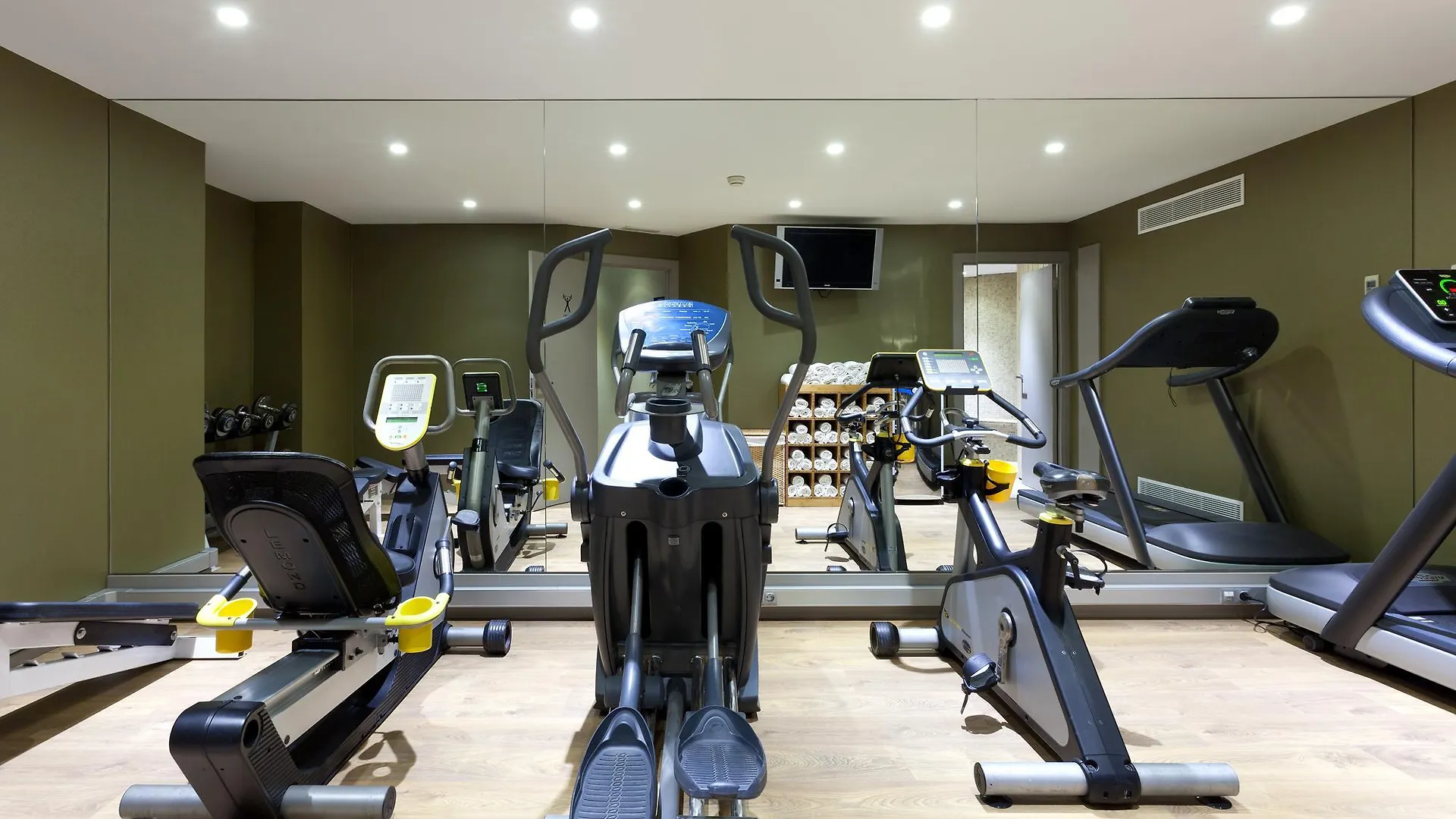 Hotel Condes De Barselona