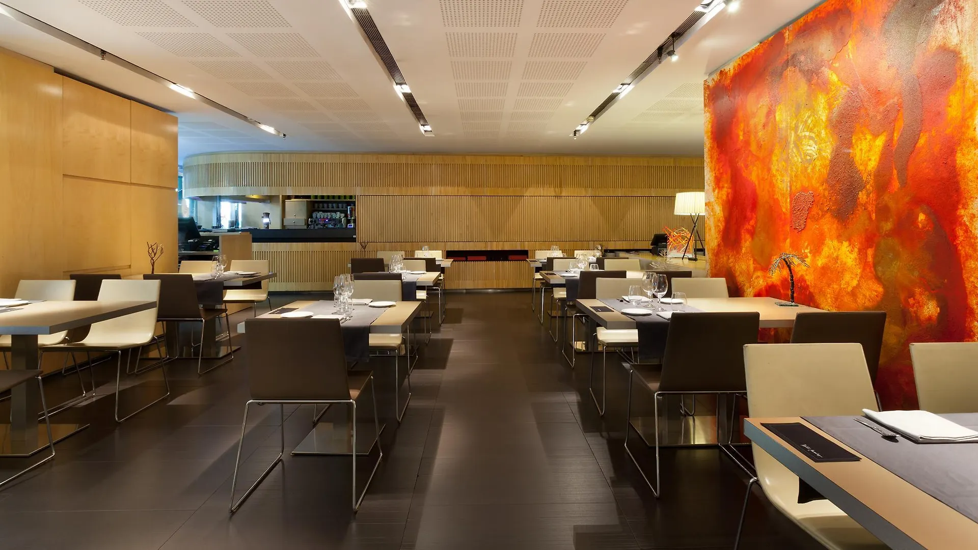 Hotel Condes De Barselona 4*,